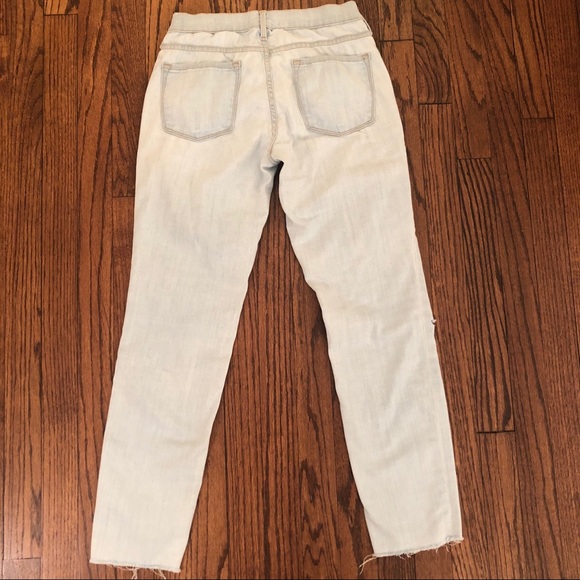 FRAME lightwash skinny distressed jeans raw edge - Picture 4 of 7